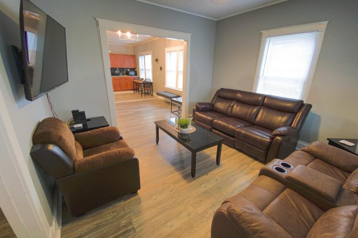 Large 6Br, 2 Bath In Niagara Falls Luaran gambar