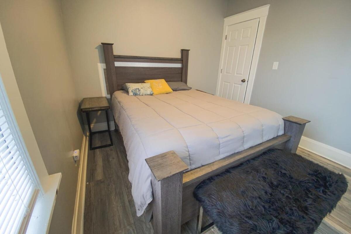 Large 6Br, 2 Bath In Niagara Falls Luaran gambar